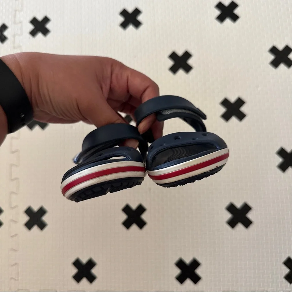CROCS good used